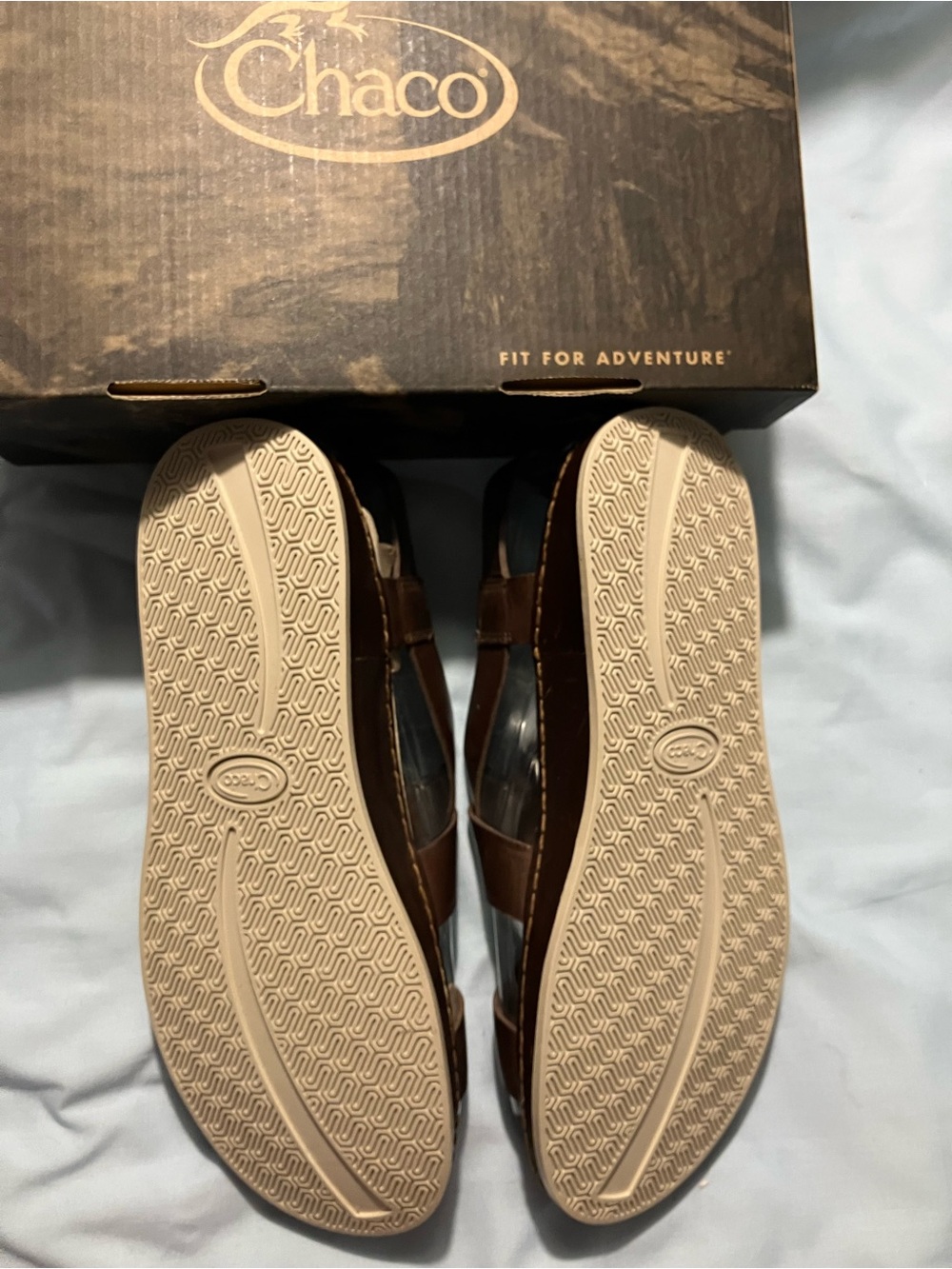 Chaco Women's Brown Leather Cross-Strap Sandals - Picture 7 of 8